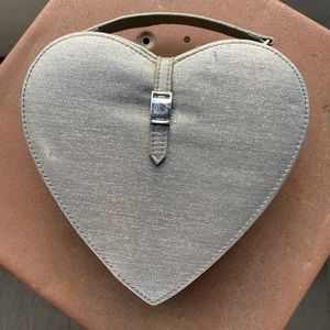 Cute vintage box purse